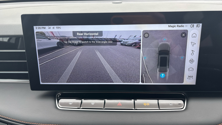 MG HS 1.5 T-GDI Trophy 5dr DCT Petrol Hatchback